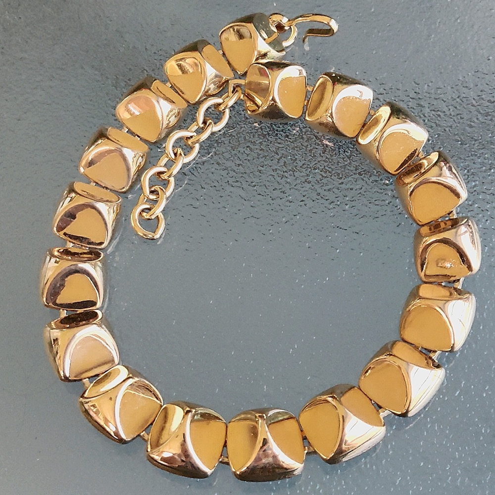 VTG Monet "pinched" nugget choker